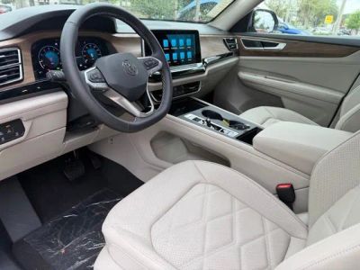 2026 Volkswagen Atlas — photo 13 view