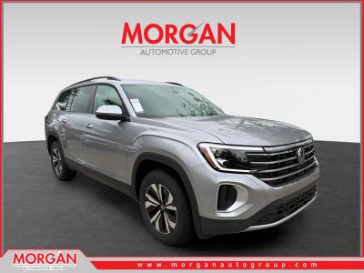 2026 Volkswagen Atlas 2.0T SE in Silver — front three-quarter view