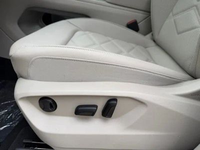 2026 Volkswagen Atlas — photo 11 view