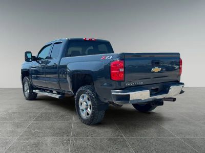 2019 Chevrolet Silverado 2500HD — interior view