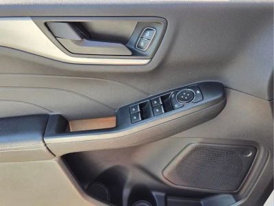2023 Ford Escape — photo 32 view