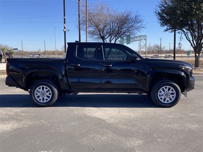 2026 Toyota Tacoma - Photo 4