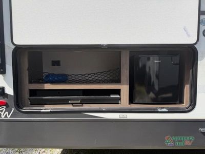 2023 Forest River RV Rockwood Ultra Lite — photo 7 view