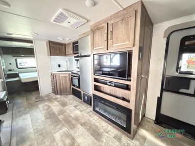 2023 Forest River RV Rockwood Ultra Lite — photo 14 view