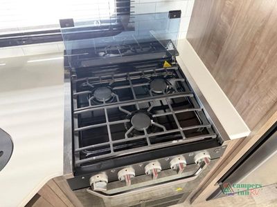2023 Forest River RV Rockwood Ultra Lite — photo 19 view