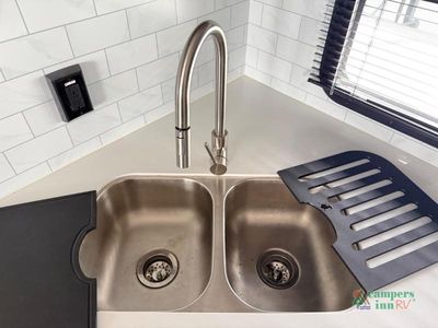 2023 Forest River RV Rockwood Ultra Lite — photo 16 view