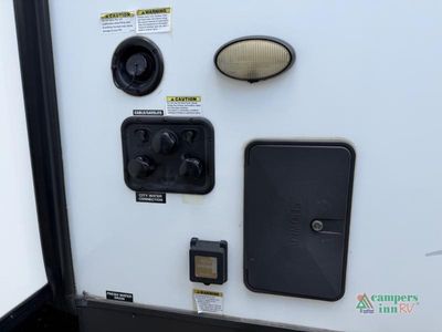 2023 Forest River RV Rockwood Ultra Lite — photo 41 view