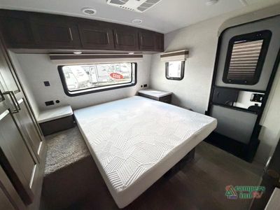 2023 Forest River RV Rockwood Ultra Lite — photo 33 view