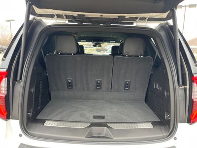 2025 GMC Yukon — photo 17 view