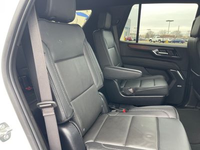 2025 GMC Yukon — photo 14 view