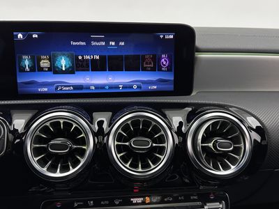 2025 Mercedes-Benz CLA - Photo 17