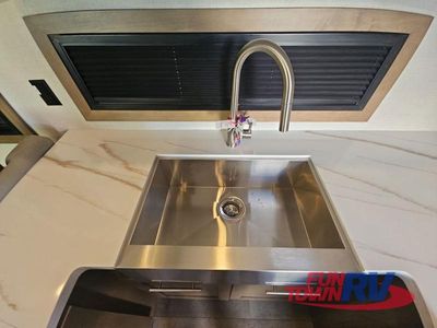 2026 Keystone RV Fuzion - Photo 19