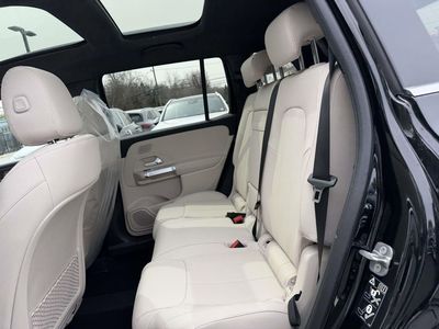 2026 Mercedes-Benz GLB — photo 30 view