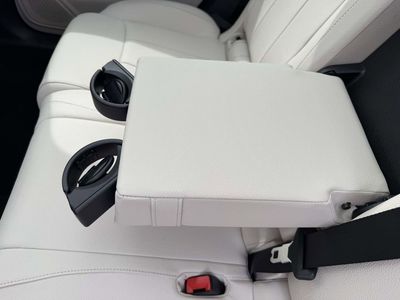 2026 Mercedes-Benz GLB — photo 31 view