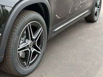2026 Mercedes-Benz GLB — photo 12 view