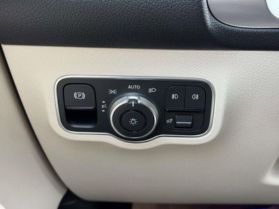2026 Mercedes-Benz GLB — photo 18 view