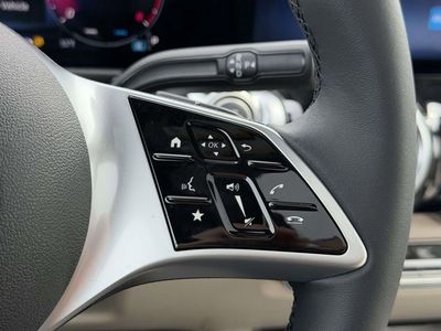 2026 Mercedes-Benz GLB — photo 21 view