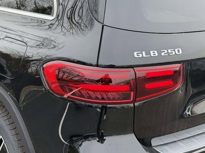 2026 Mercedes-Benz GLB — photo 14 view