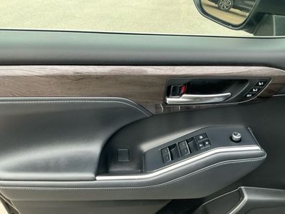 2022 Toyota Highlander - Photo 15