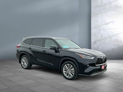 2022 Toyota Highlander - Photo 8
