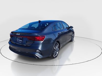 2024 Kia Forte - Photo 7