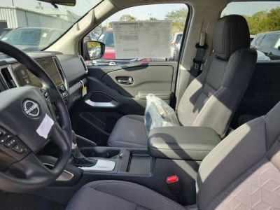 2026 Nissan Frontier — photo 8 view