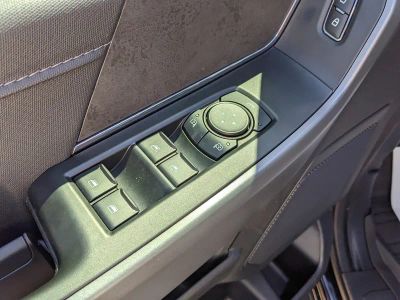 2026 Ford F-150 — photo 17 view