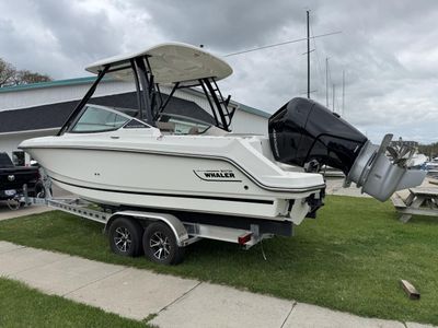 2025 Boston Whaler 240 VANTAGE - Photo 4