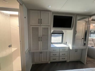 2024 Fleetwood BOUNDER - Photo 13