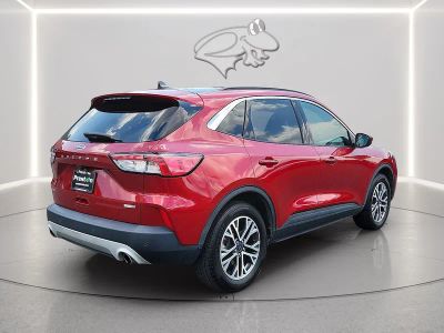 2020 Ford Escape — detail view