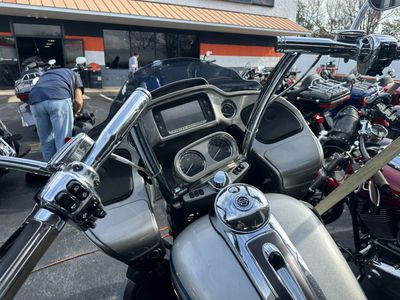 2016 Harley-Davidson CVO Road Glide Ultra - Photo 8