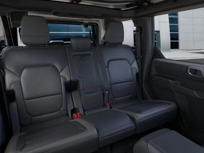 2026 Ford Bronco — photo 11 view