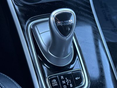 2022 Mitsubishi Outlander - Photo 23
