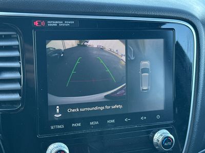 2022 Mitsubishi Outlander - Photo 21