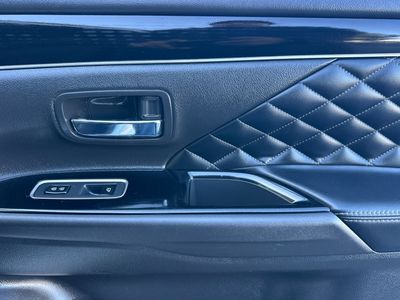 2022 Mitsubishi Outlander - Photo 19