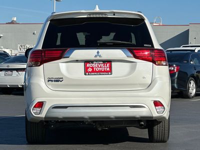 2022 Mitsubishi Outlander - Photo 8
