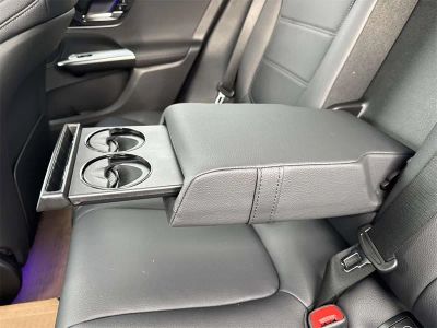 2026 Mercedes-Benz GLC — photo 31 view