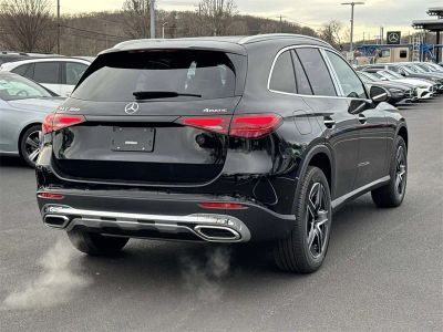 2026 Mercedes-Benz GLC — photo 10 view