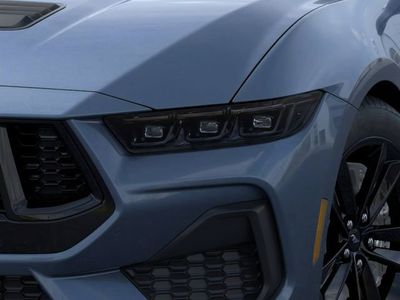 2026 Ford Mustang - Photo 6