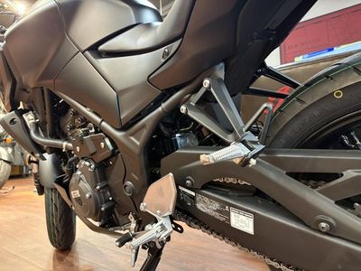 2025 Yamaha MT-03 - Photo 12