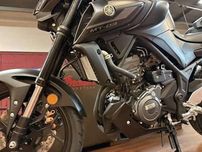 2025 Yamaha MT-03 - Photo 9