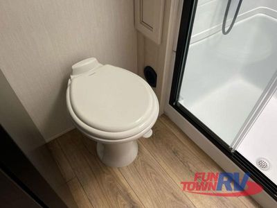 2025 Forest River RV Sabre - Photo 43