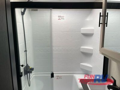 2025 Forest River RV Sabre - Photo 44