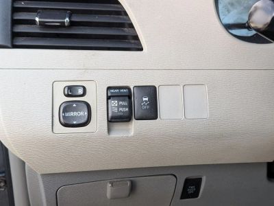 2011 Toyota Sienna - Photo 13