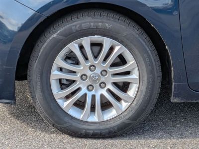 2011 Toyota Sienna - Photo 9