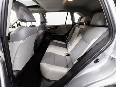 2021 Toyota RAV4 - Photo 5