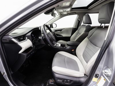 2021 Toyota RAV4 - Photo 4