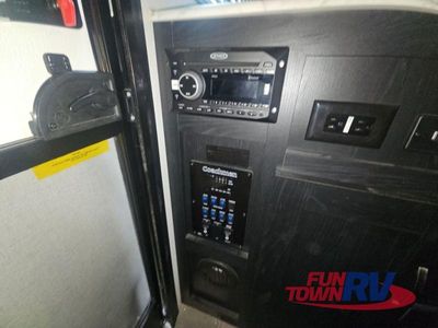 2022 Coachmen RV Freedom Express Ultra Lite - Photo 29