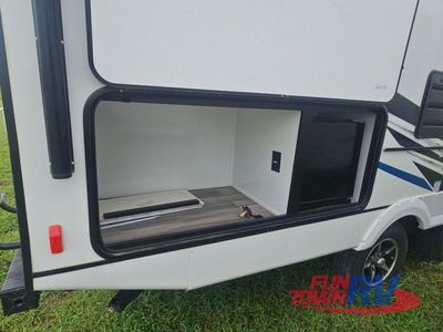 2022 Coachmen RV Freedom Express Ultra Lite - Photo 9