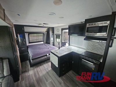 2022 Coachmen RV Freedom Express Ultra Lite - Photo 7